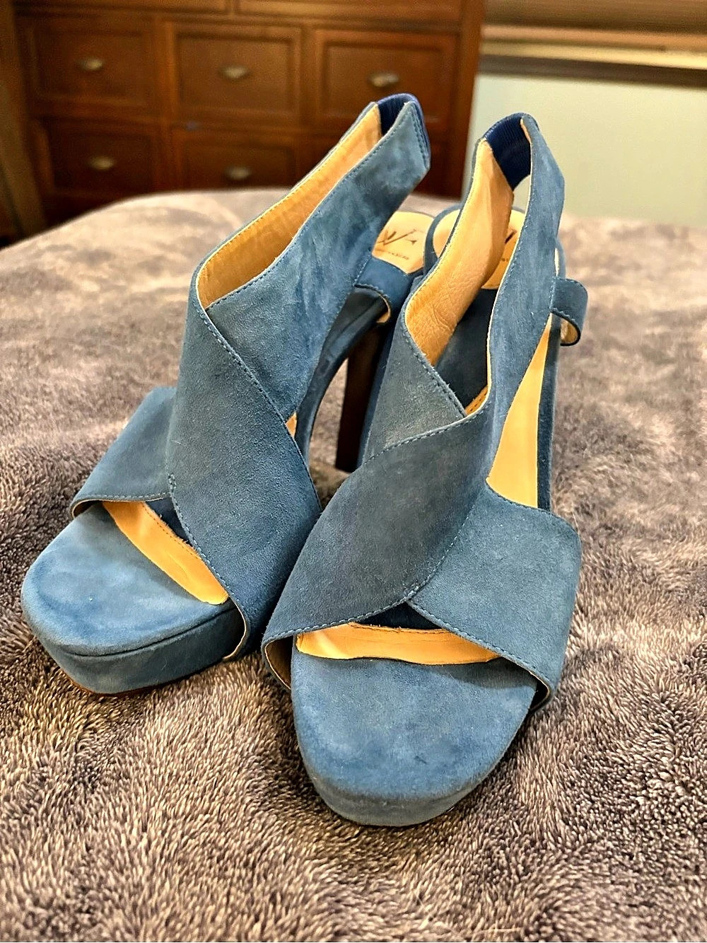 Diane von Furstenberg DVF Zia Blue Suede Platform Sandals - Size 8M